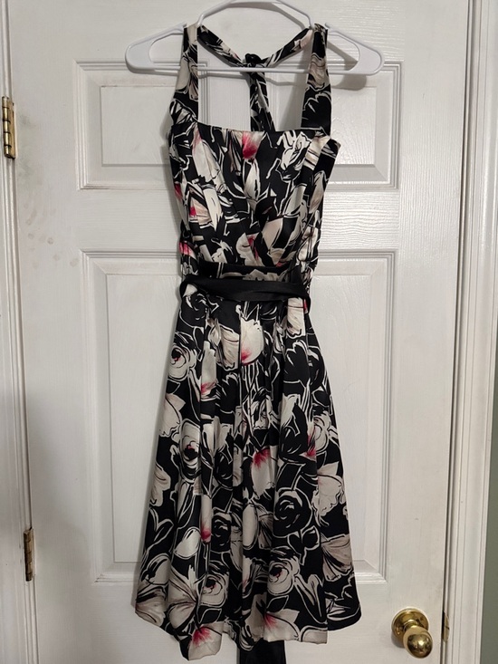 White House Black Market Dresses & Skirts - White House Black Market Black Silk Floral Halter Dress with Pink Accents
